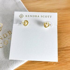 Kendra Scott Presleigh love Knot Gold Stud Earrings 🎉